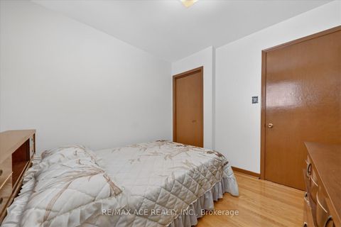 Photo 24 at 113 Magnolia Avenue, Kennedy Park, Toronto