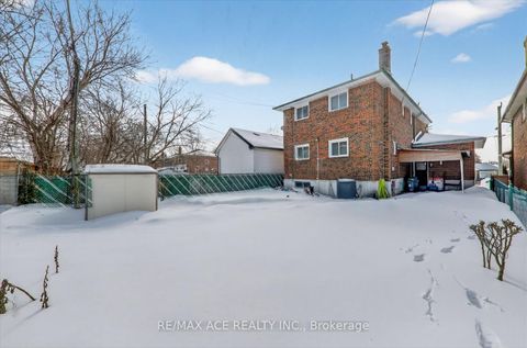 Photo 37 at 113 Magnolia Avenue, Kennedy Park, Toronto