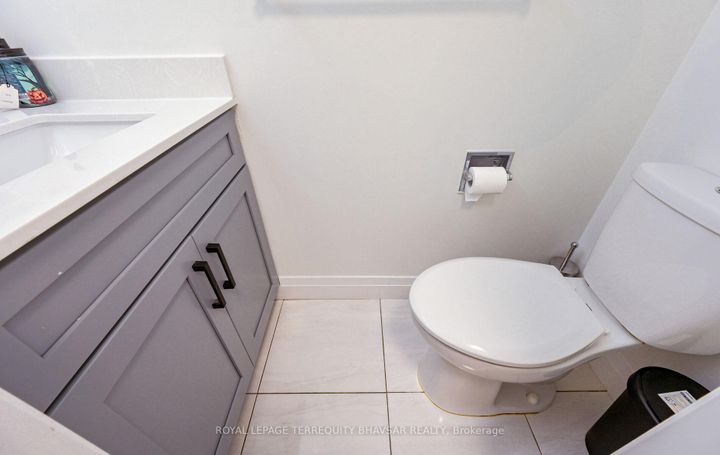 Photo 20 at 12 - 5020 Delaware Drive, Hurontario, Mississauga