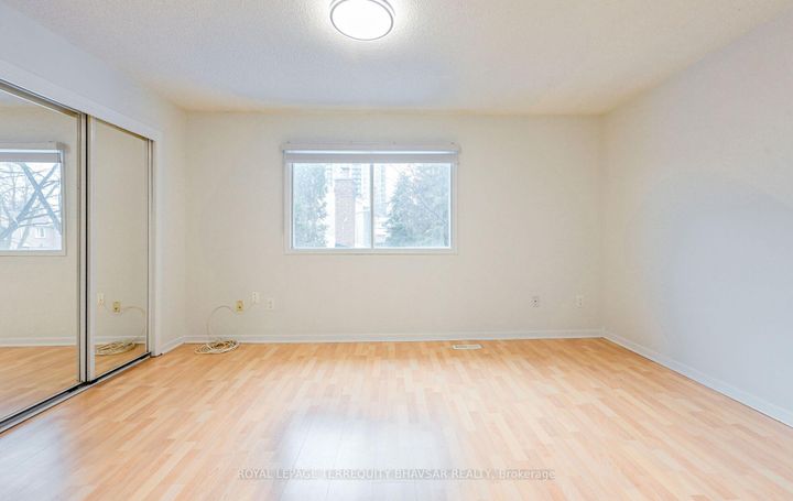 Photo 24 at 12 - 5020 Delaware Drive, Hurontario, Mississauga