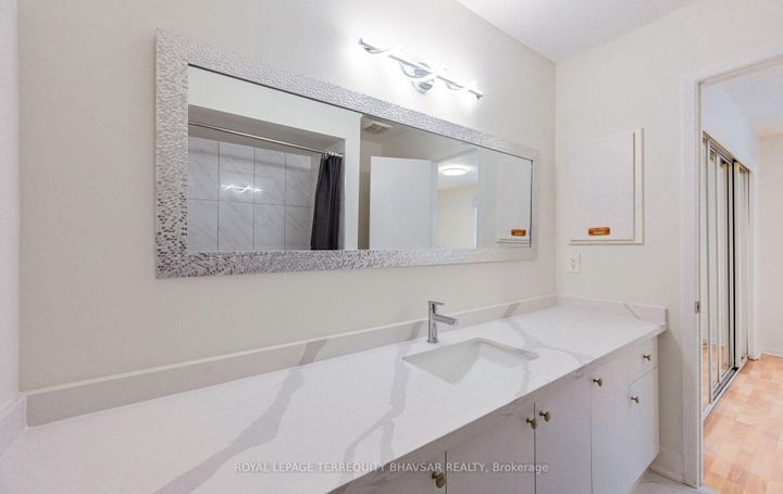 Photo 29 at 12 - 5020 Delaware Drive, Hurontario, Mississauga