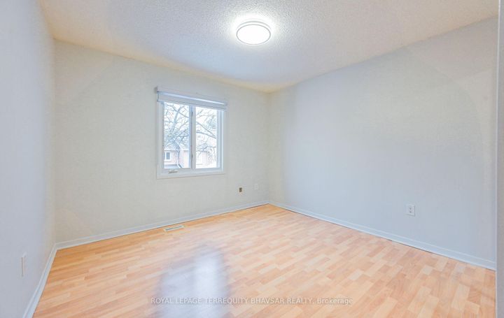 Photo 32 at 12 - 5020 Delaware Drive, Hurontario, Mississauga