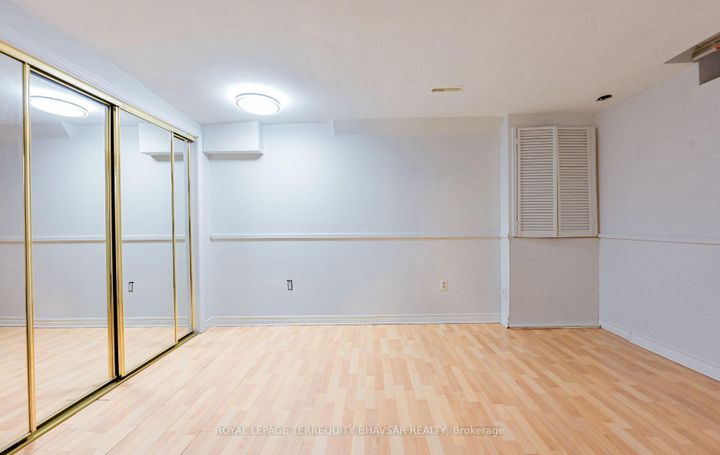 Photo 39 at 12 - 5020 Delaware Drive, Hurontario, Mississauga