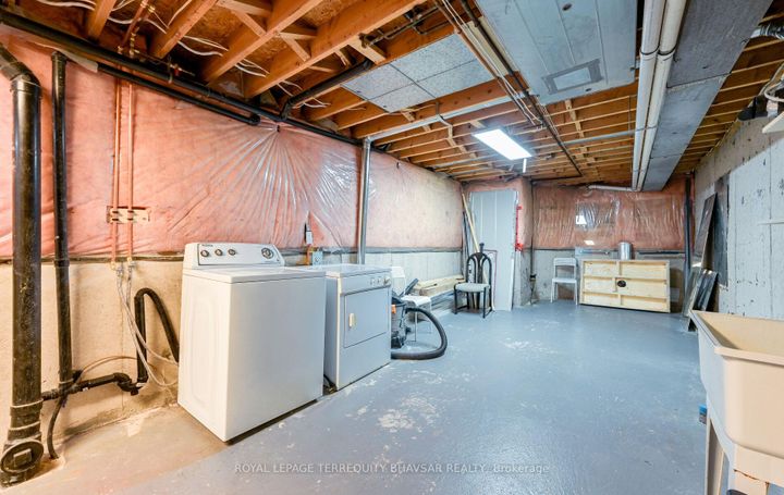 Photo 43 at 12 - 5020 Delaware Drive, Hurontario, Mississauga