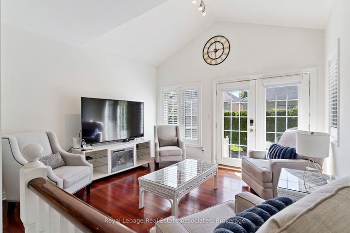 Photo 17 at 7 Powder Mill Court, Wellington, Brampton