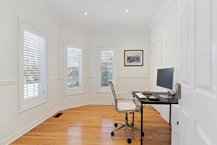 Photo 24 at 7 Powder Mill Court, Wellington, Brampton