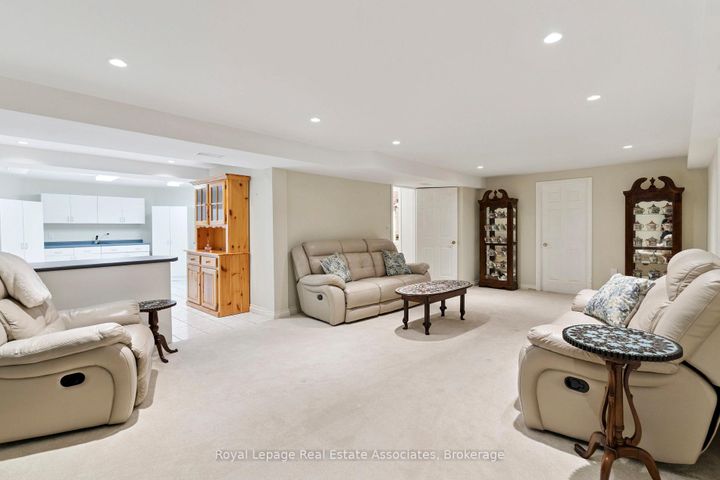 Photo 28 at 7 Powder Mill Court, Wellington, Brampton