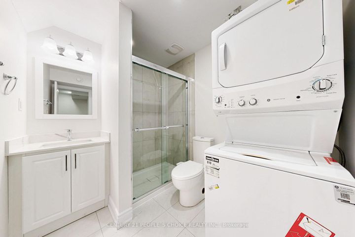 Photo 39 at 31 Dorking Drive, Heart Lake West, Brampton