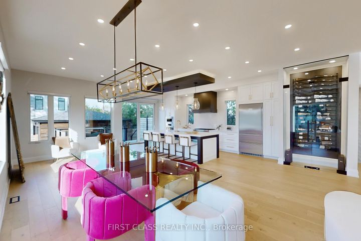 Photo 9 at 1047 Meredith Avenue, Lakeview, Mississauga