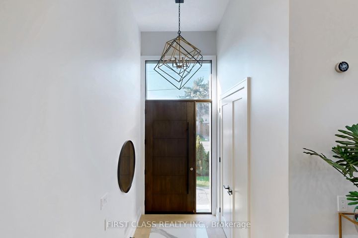 Photo 17 at 1047 Meredith Avenue, Lakeview, Mississauga