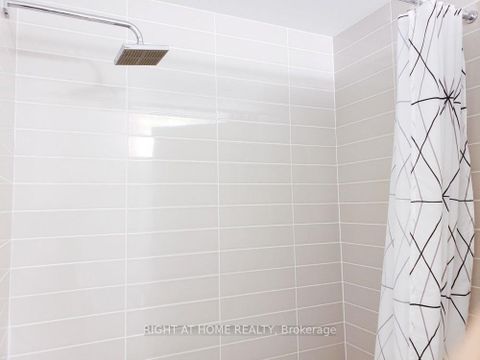 Photo 12 at 1405 - 5180 Yonge Street, Willowdale West, Toronto