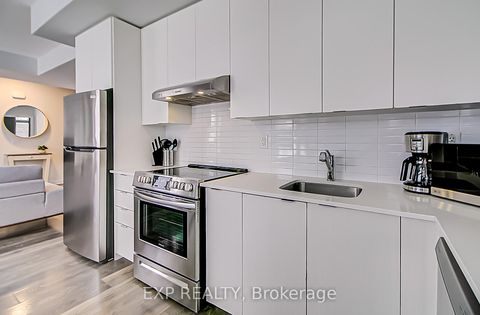 Photo 24 at 62 - 90 Canon Jackson Drive, Greenbrook, Toronto