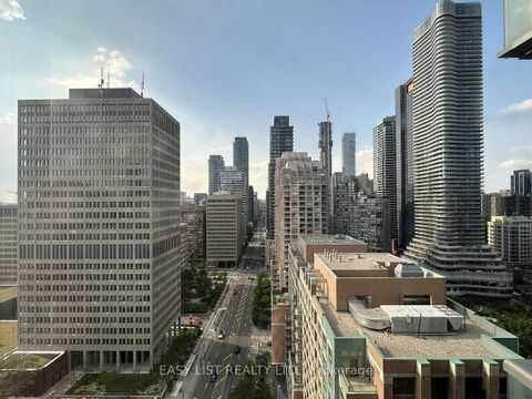 Photo 13 at 2203 - 37 Grosvenor Street, Bay Street Corridor, Toronto