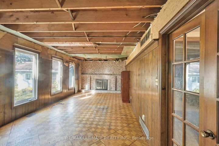 Photo 12 at 1010 Ritson Road N, Central, Oshawa