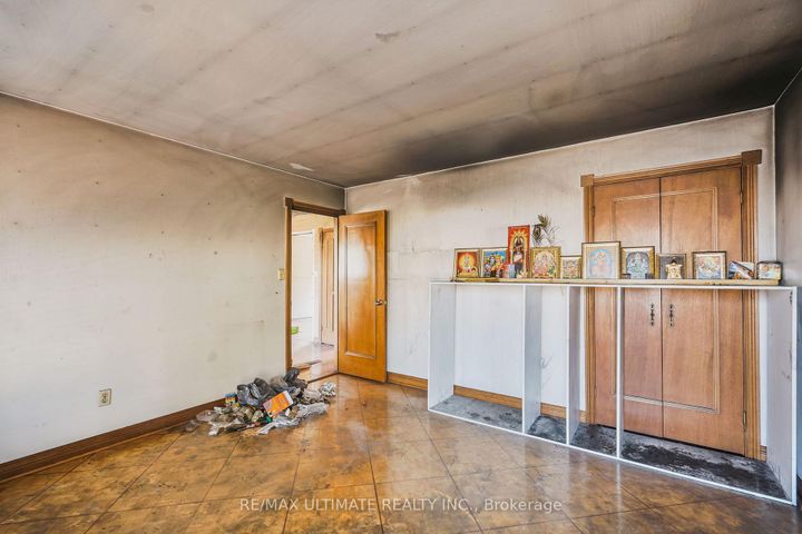 Photo 30 at 1010 Ritson Road N, Central, Oshawa