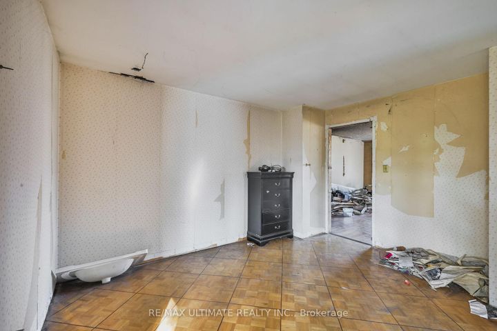 Photo 31 at 1010 Ritson Road N, Central, Oshawa