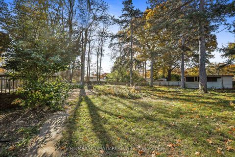 Photo 14 at 1010 Ritson Road N, Central, Oshawa