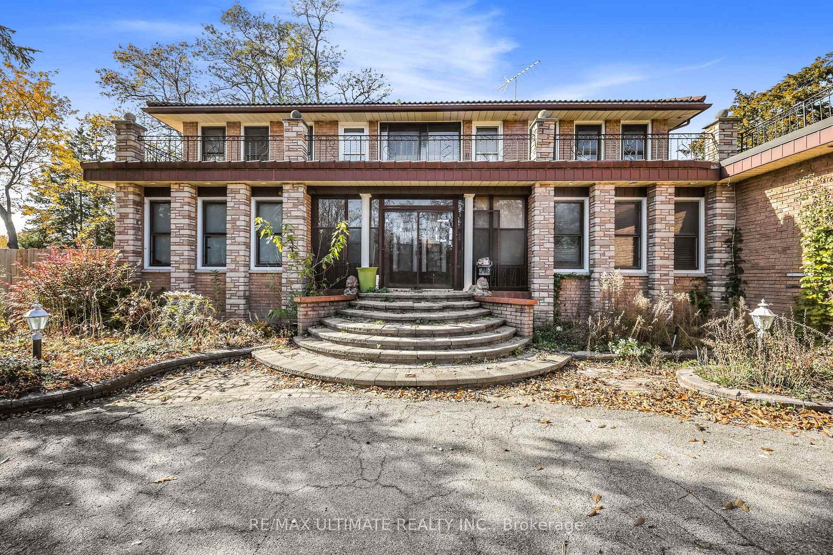 1010 Ritson Road N, Central, Oshawa 