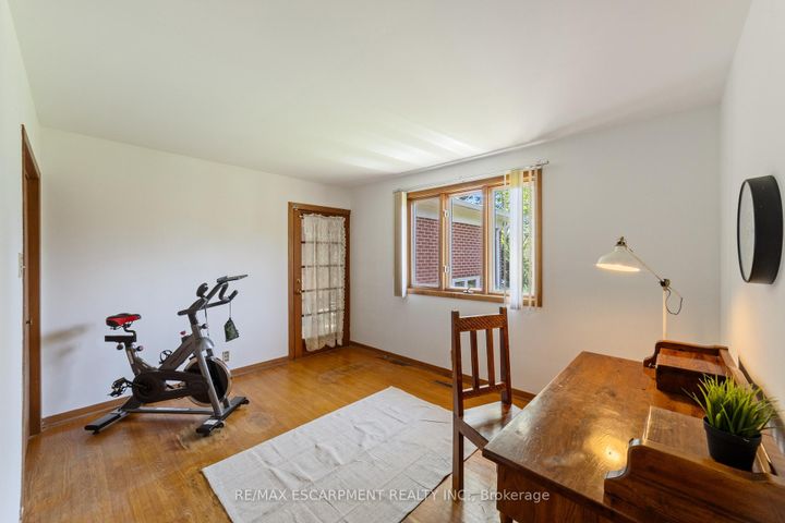 Photo 21 at 1411 Beaufort Drive, Tyandaga, Burlington