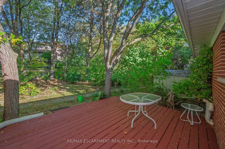 Photo 33 at 1411 Beaufort Drive, Tyandaga, Burlington