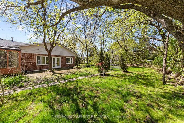 Photo 39 at 1411 Beaufort Drive, Tyandaga, Burlington