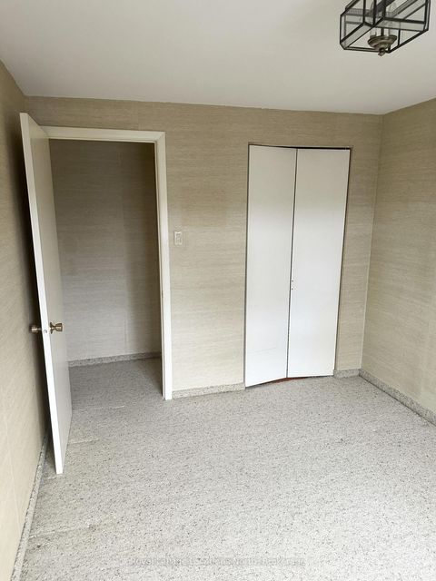 Photo 12 at 4 - 431 Military Trail Trail, Morningside, Toronto