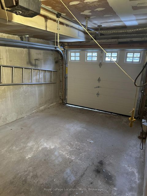 Photo 15 at 4 - 431 Military Trail Trail, Morningside, Toronto