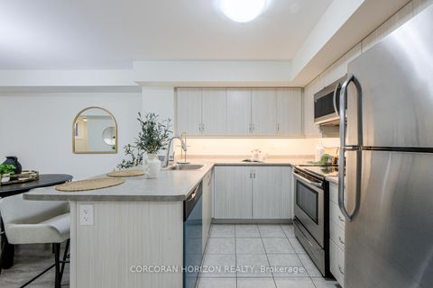 Photo 13 at 70 - 2315 Sheppard Avenue W, Pelmo Park W5, Toronto