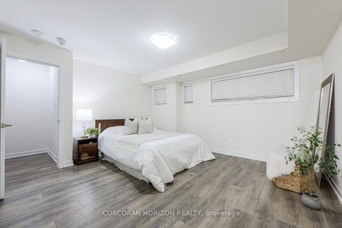 Photo 28 at 70 - 2315 Sheppard Avenue W, Pelmo Park W5, Toronto