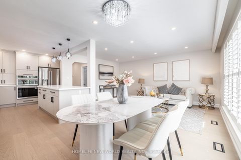 Photo 6 at 192 Combe Avenue, Bathurst Manor, Toronto