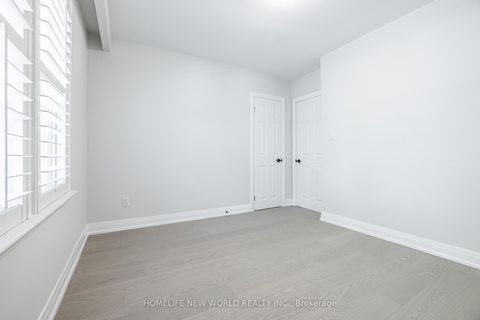 Photo 13 at 192 Combe Avenue, Bathurst Manor, Toronto