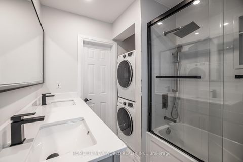 Photo 15 at 192 Combe Avenue, Bathurst Manor, Toronto