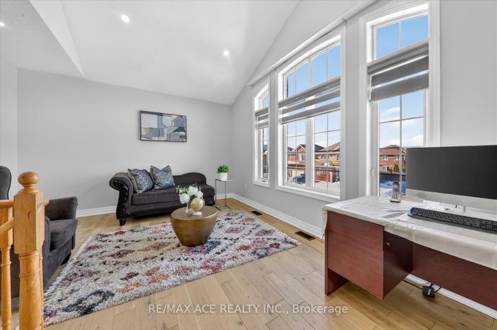 Photo 20 at 9 Invitational Road, Bram East, Brampton