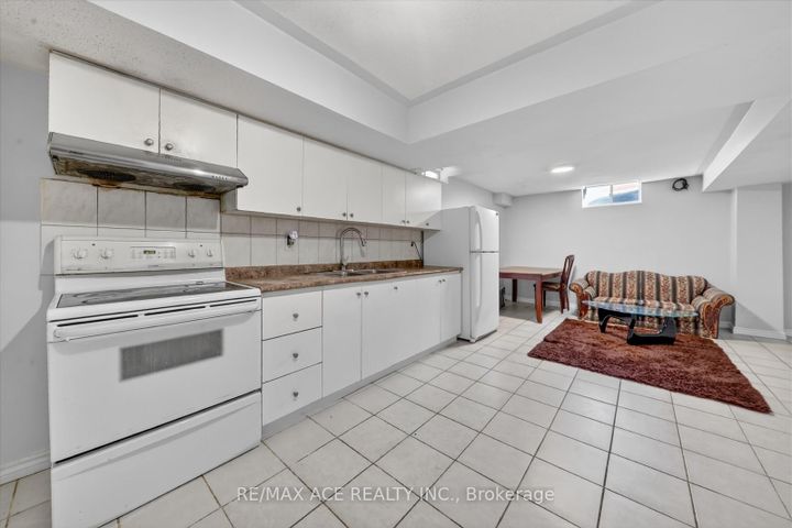 Photo 35 at 9 Invitational Road, Bram East, Brampton