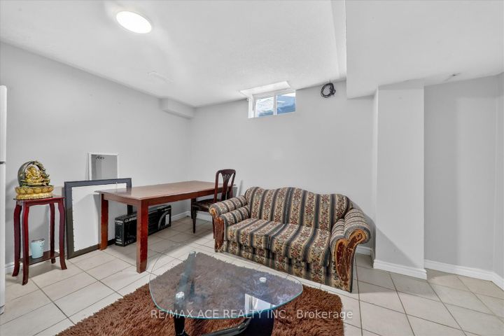 Photo 38 at 9 Invitational Road, Bram East, Brampton