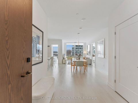 Photo 4 at 221 - 30 Inn On The Park Drive, Don Mills, Toronto