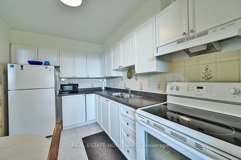 Photo 3 at 1015 - 2550 Pharmacy Avenue, L'Amoreaux, Toronto