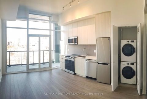 Photo 2 at 532 - 50 Power Street, Moss Park, Toronto