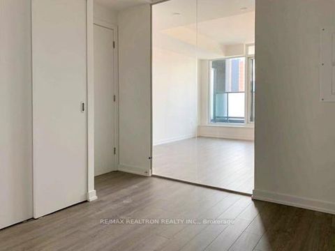 Photo 7 at 532 - 50 Power Street, Moss Park, Toronto