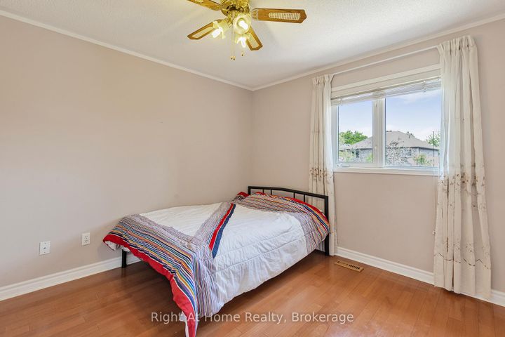 Photo 24 at 2405 Eden Valley Drive, RO River Oaks, Oakville