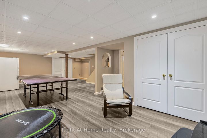 Photo 28 at 2405 Eden Valley Drive, RO River Oaks, Oakville