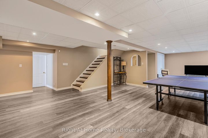 Photo 30 at 2405 Eden Valley Drive, RO River Oaks, Oakville