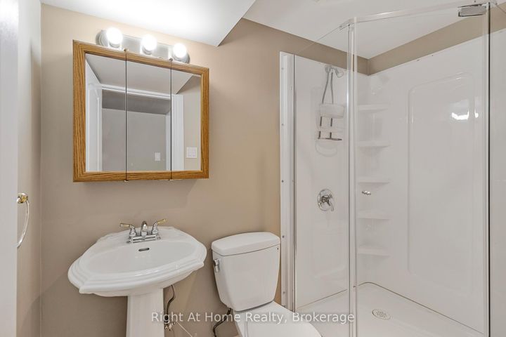 Photo 31 at 2405 Eden Valley Drive, RO River Oaks, Oakville