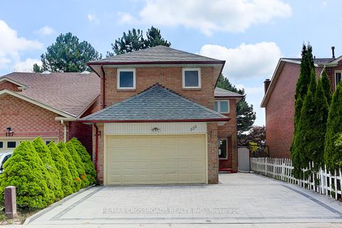 Photo 1 at 125 Green Bush Crescent, Yorkhill, Vaughan