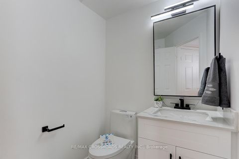 Photo 22 at 125 Green Bush Crescent, Yorkhill, Vaughan