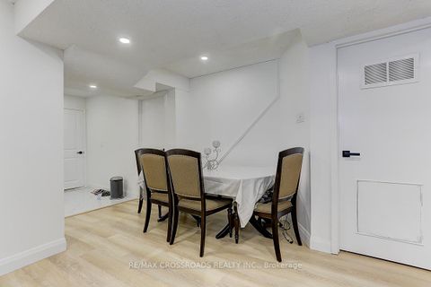 Photo 42 at 125 Green Bush Crescent, Yorkhill, Vaughan