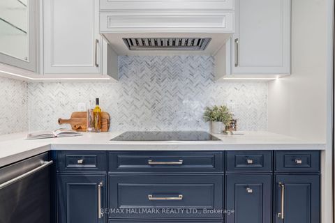 Photo 18 at 1005 - 211 Queens Quay W, Waterfront Communities C1, Toronto