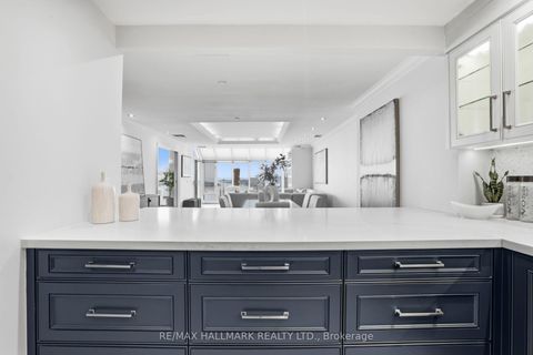 Photo 19 at 1005 - 211 Queens Quay W, Waterfront Communities C1, Toronto