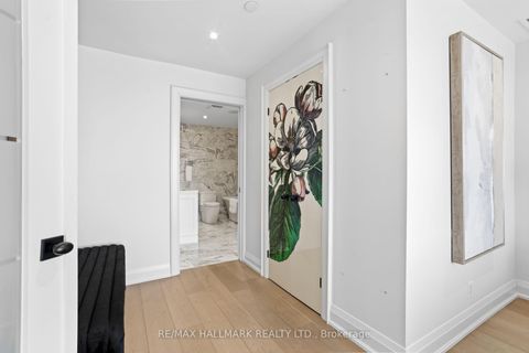 Photo 28 at 1005 - 211 Queens Quay W, Waterfront Communities C1, Toronto