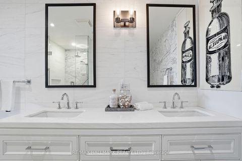 Photo 31 at 1005 - 211 Queens Quay W, Waterfront Communities C1, Toronto